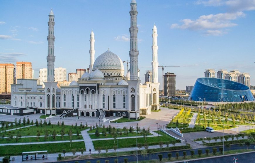 Sightseeing tour of Nur-Sultan