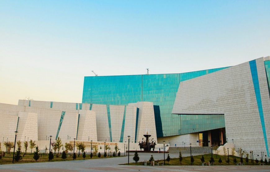 Sightseeing tour of Nur-Sultan