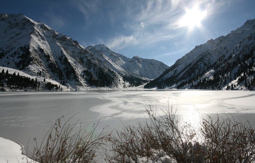 Big Almaty lake and the Falcony nursery “Sunkar”