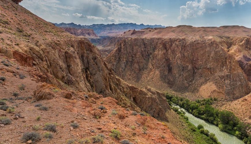 Charyn Canyon